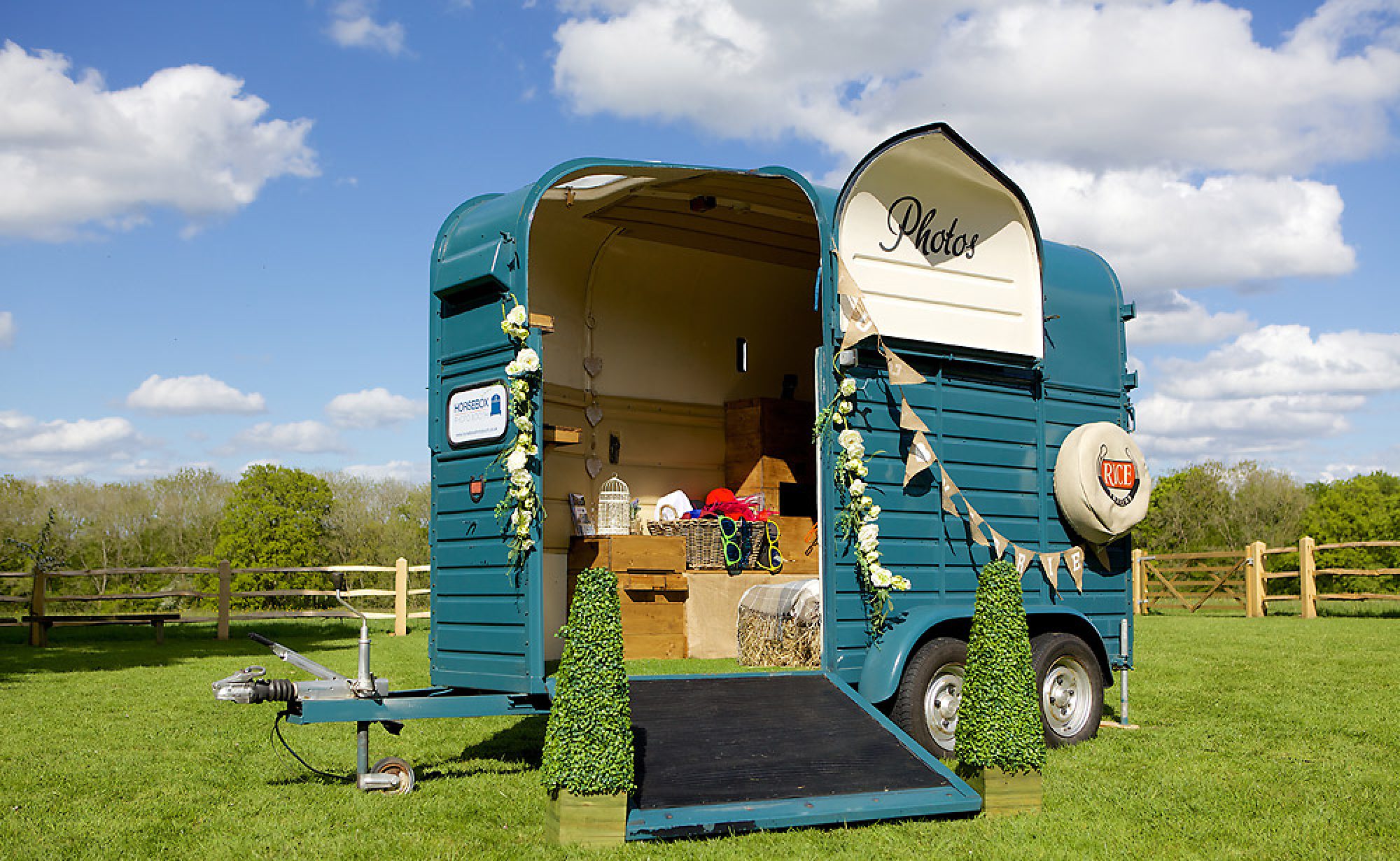Homepage Horse Box Photo Booth